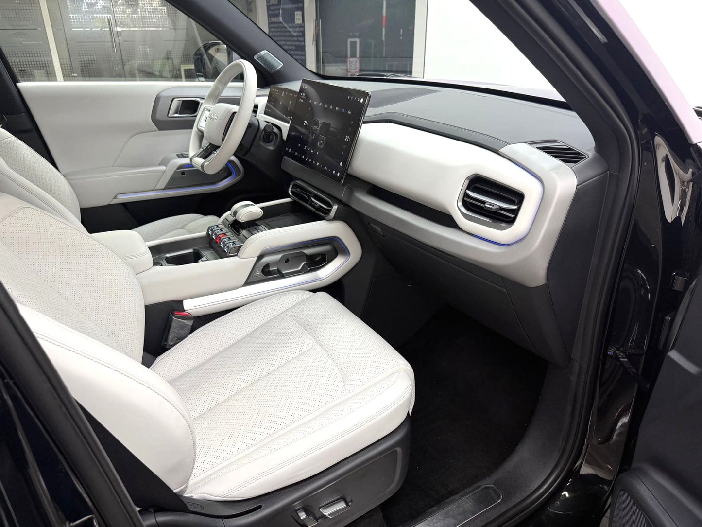 Fang Cheng Bao 2025 3 501KM 4WD Smart Drive Ultra Edition Auto （1638）