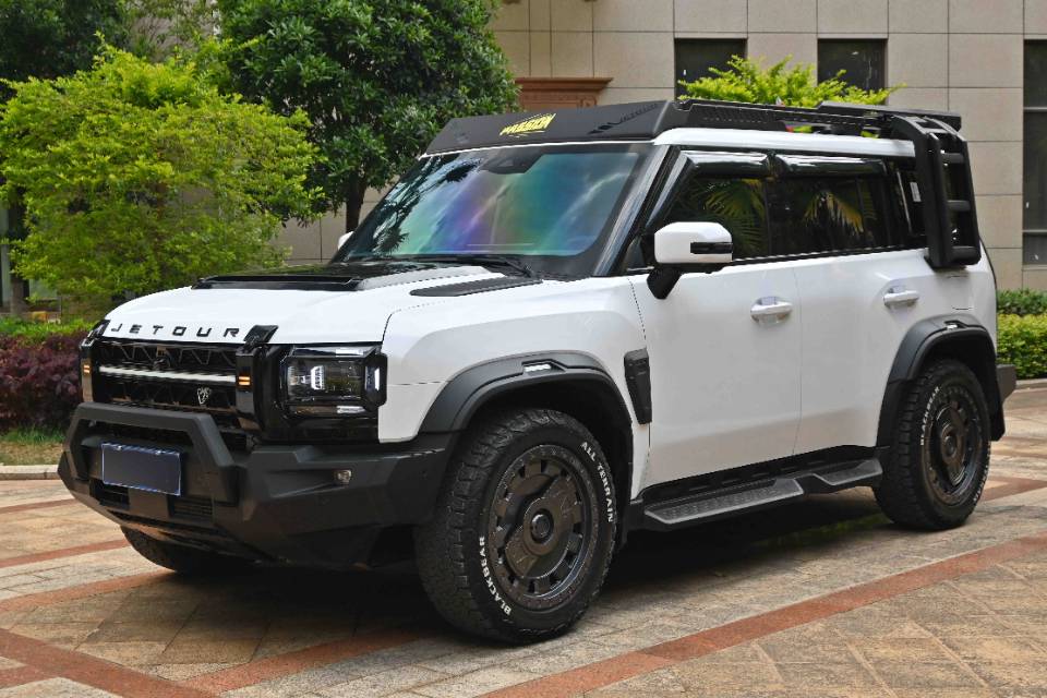Jetour 2024 Traveler 2.0T 4WD Silver Auto