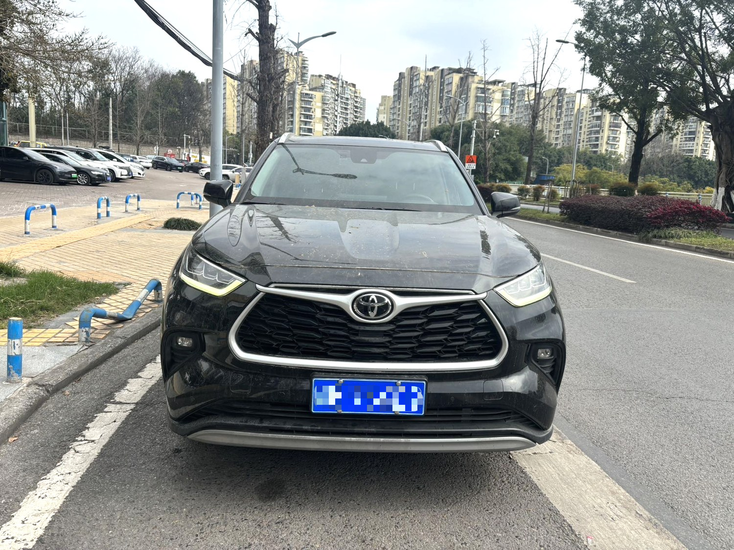 Toyota 2023 Han 2.5 Smart 4WD Premium Edition 7 -Seat Auto （3298）