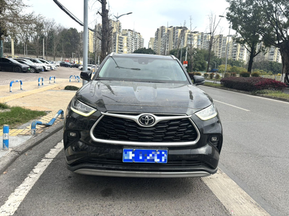 Toyota 2023 Han 2.5 Smart 4WD Premium Edition 7 -Seat Auto （3298）
