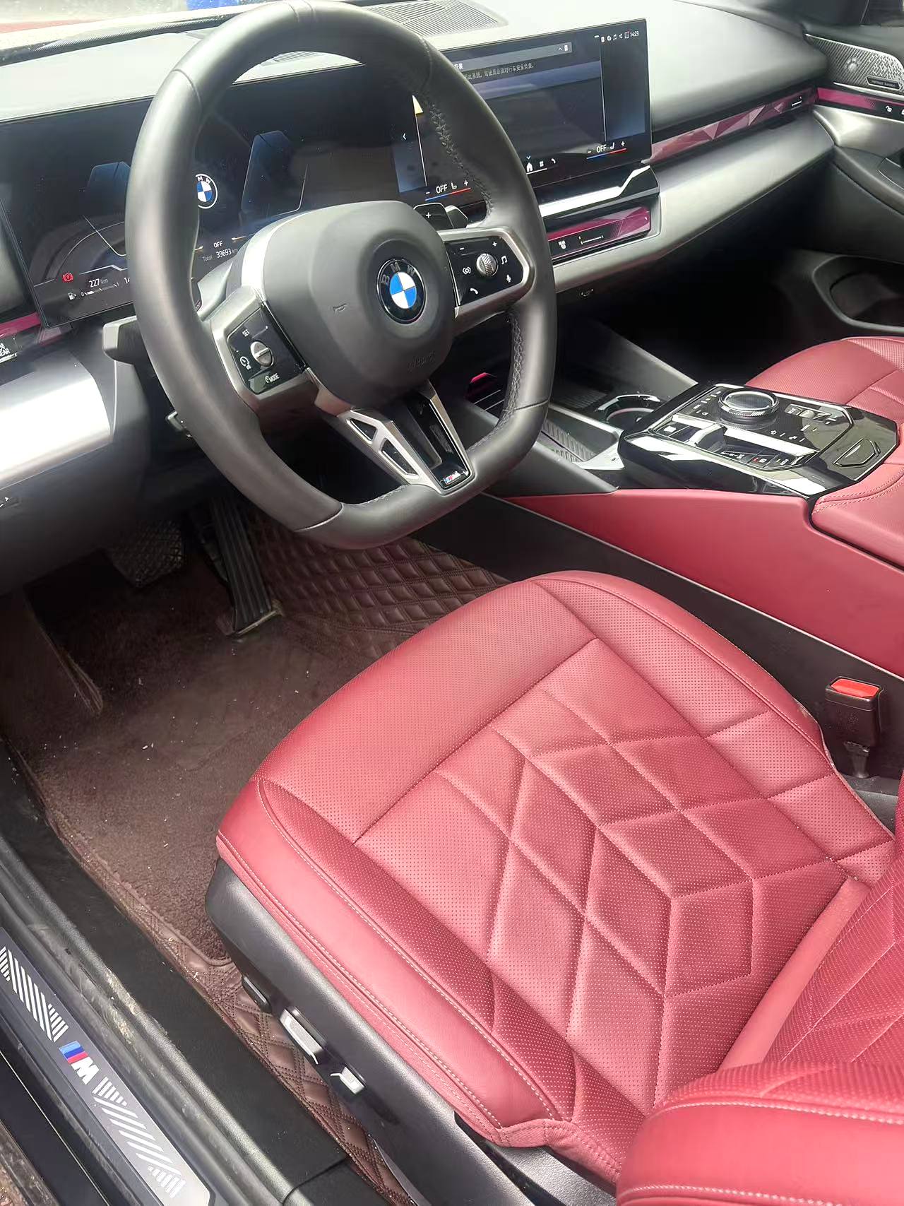 BMW الفئة الخامسة 2024 530Li 48V 2.0T نوع متقدم M سبورت أوتو (4859)