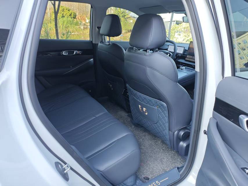 Geely银河 Geely Galaxy 2024 E5 530km Voyage Edition Auto
