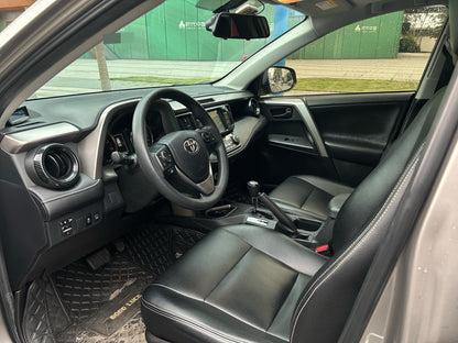丰田 2019款 RAV4荣放 2.0L 两驱风尚版 自动挡