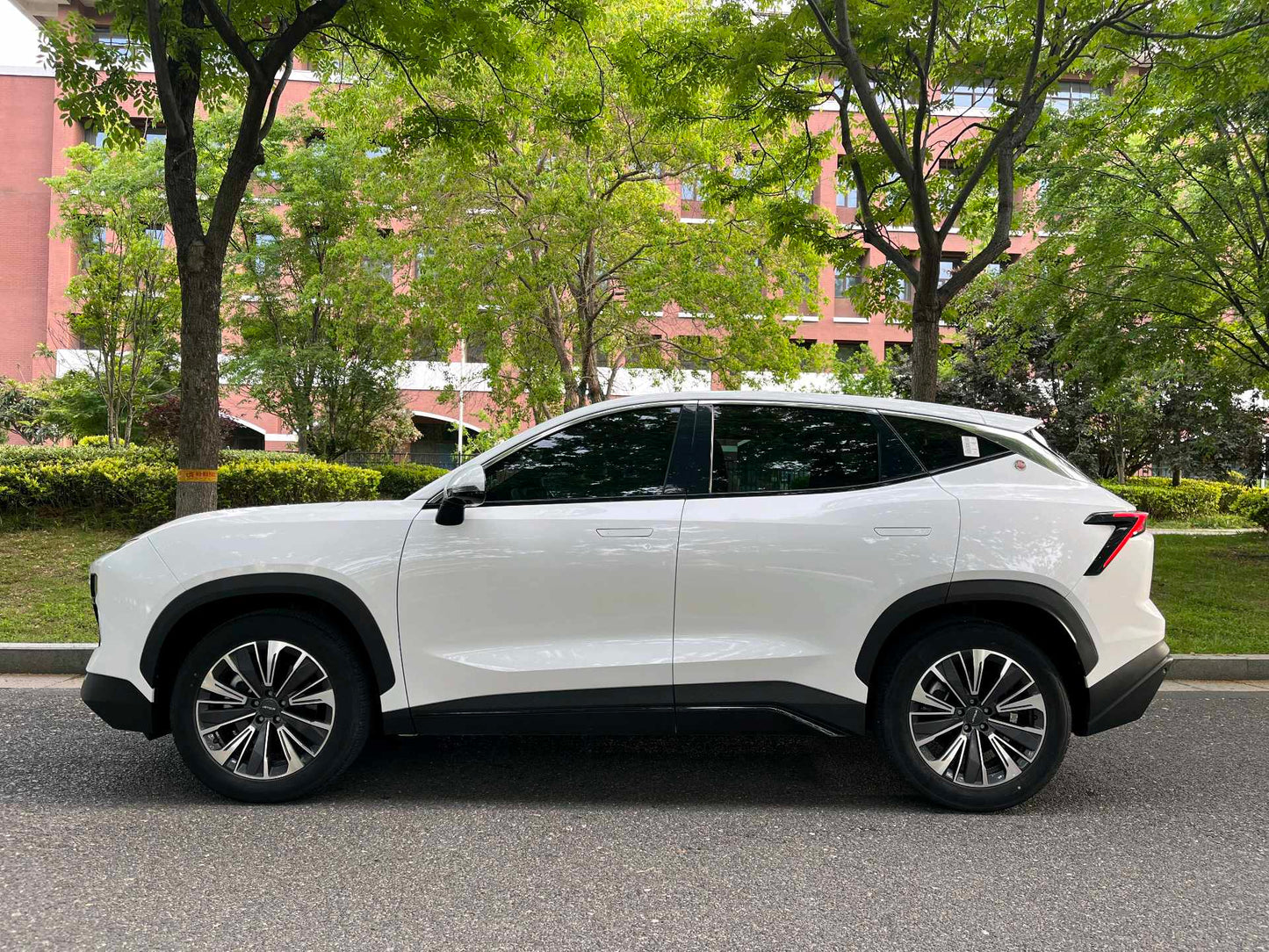 捷途大圣 2022款 1.6T PLUS自动挡