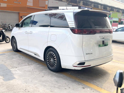 腾势 2022款 腾势D9 EV 600 四驱旗舰型 自动