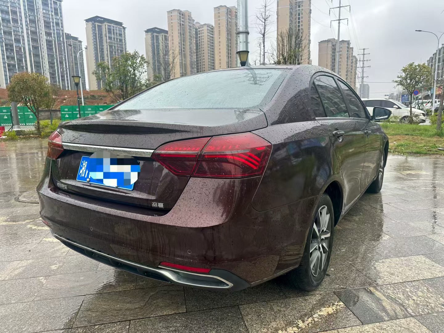 Geely 2020 Emgrand - Sedan 1.5 Luxury Type Manual