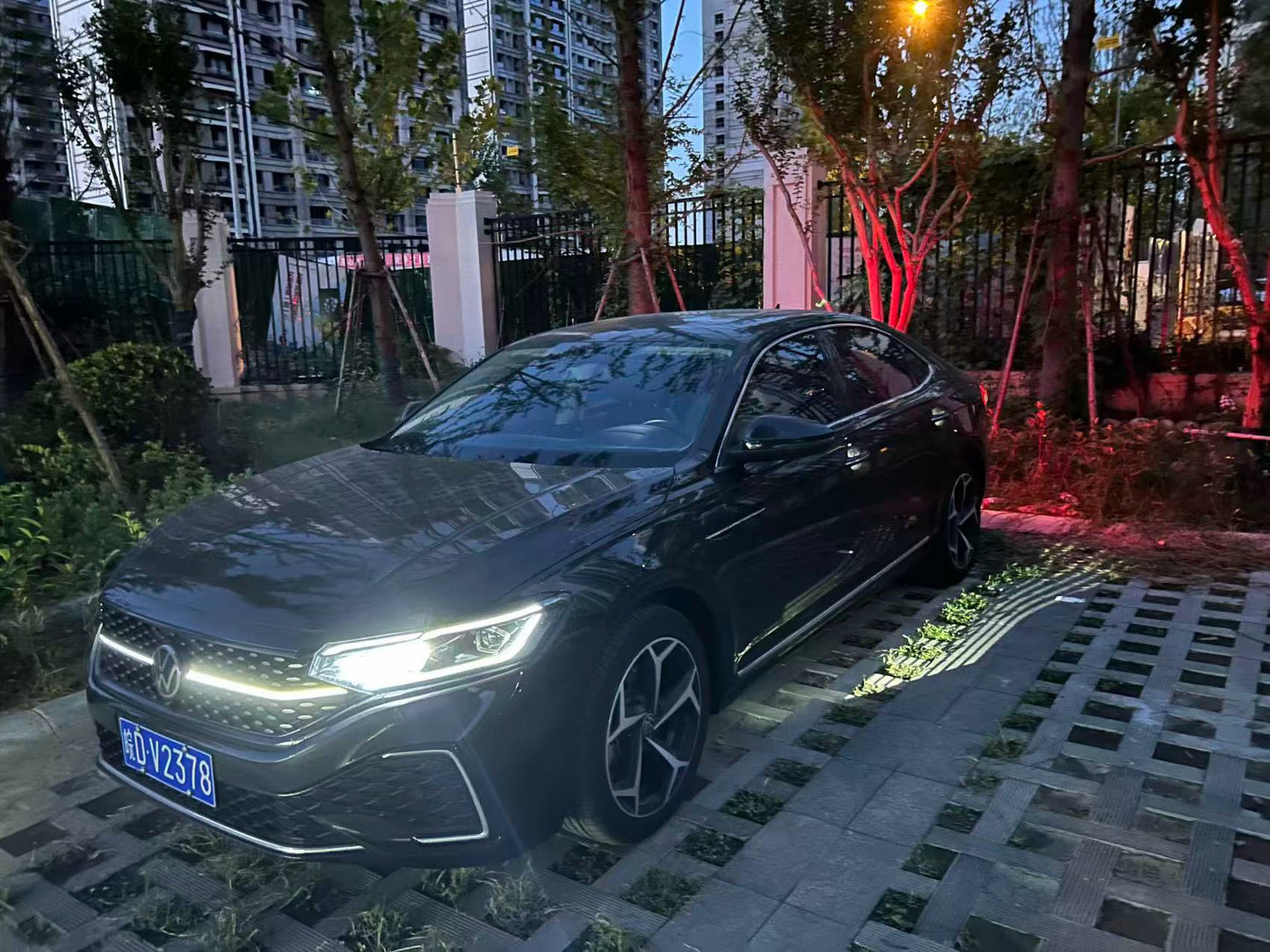 大众2024款2.0TSI 380TSI 星空版自动挡