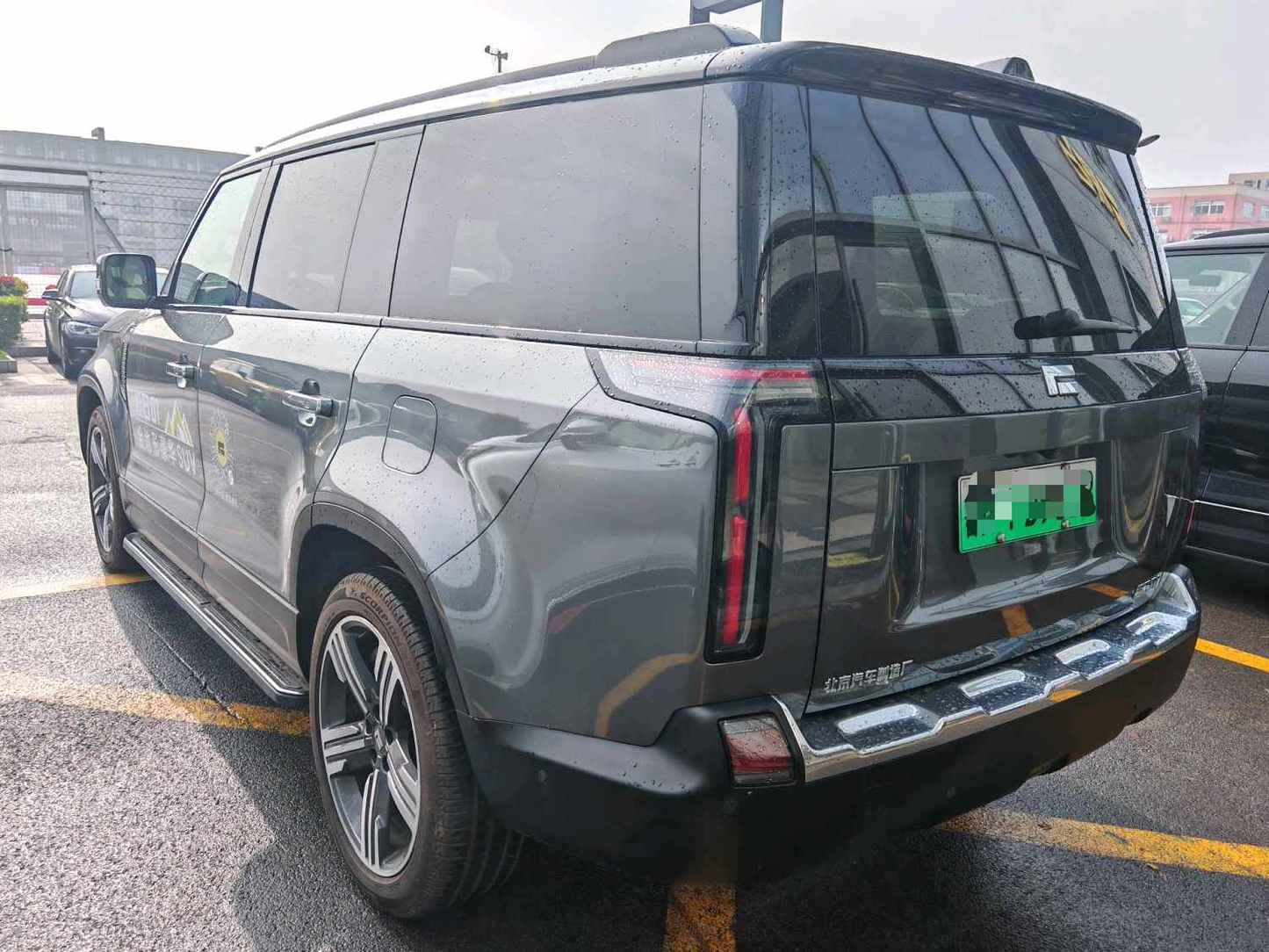 极石 2024 01 臻享版 6座标准款 汽车