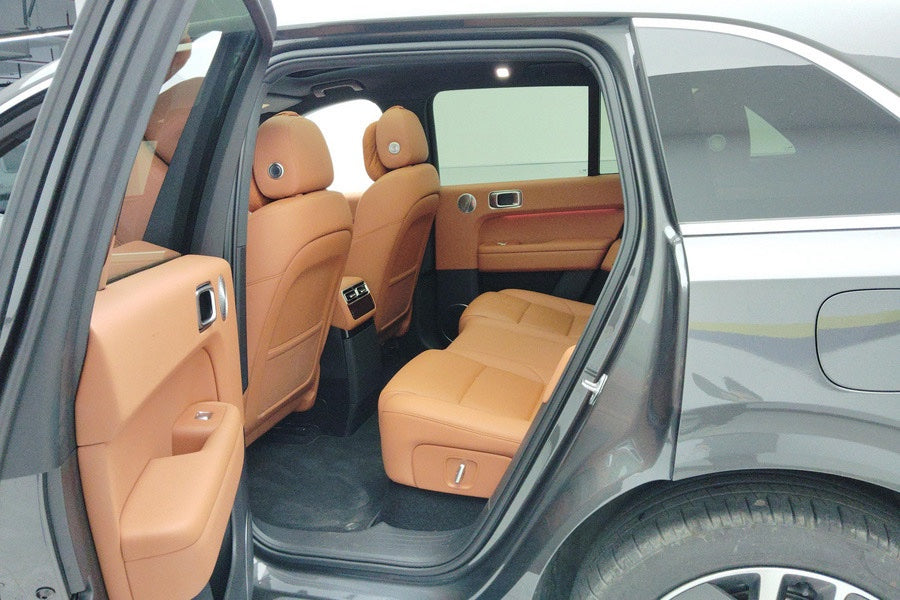 理想 2025 L6 Max 智能版 汽车