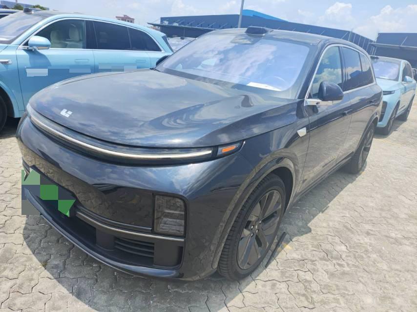 理想 2024 L7 Ultra Auto