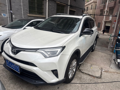 丰田 2019款 RAV4荣放 2.0L 两驱风尚版 自动挡