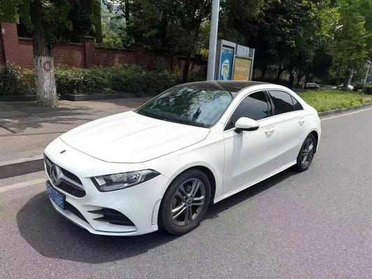 مرسيدس بنز A 2022 A 180 L 1.3T سبورت نوع أوتو (2348)