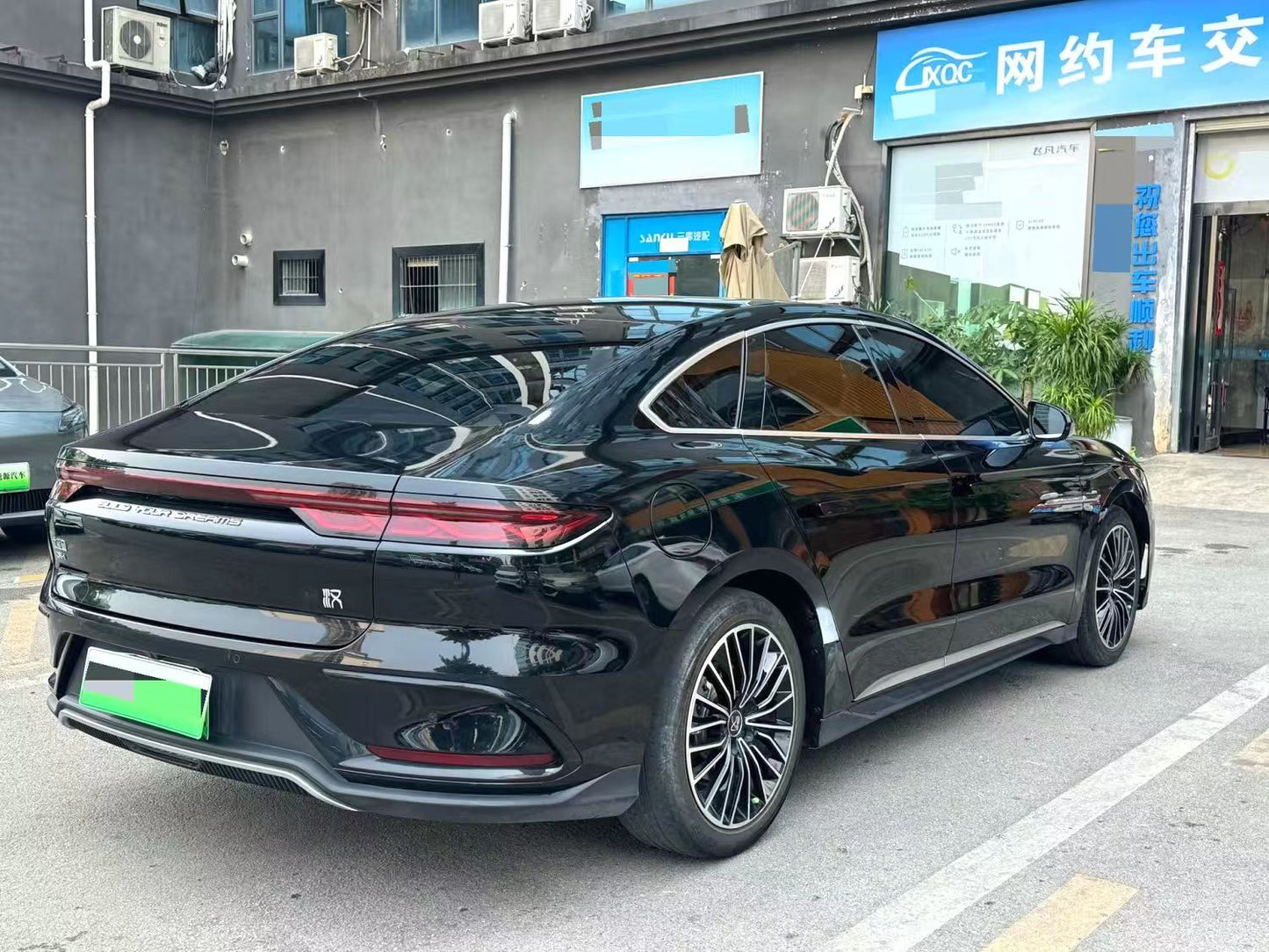 BYD 2022 Han DM-i 1.5T 121KM Premium Type Auto （2158）