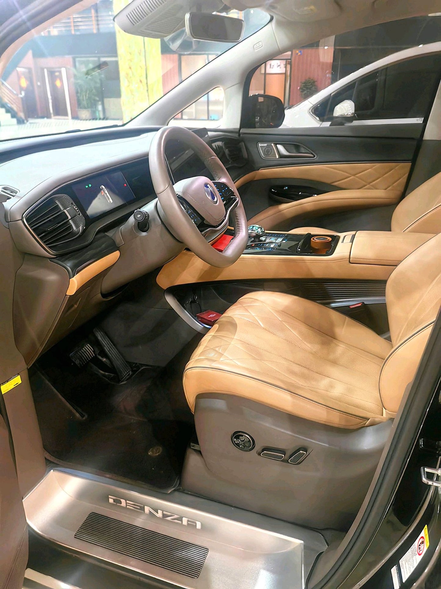 Denza 2022 Denza D9 EV 600 4WD Premium Type Auto