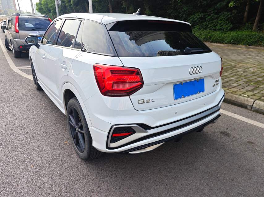 Audi 2022 Q2L 1.4TFSI 35TFSI Type Auto