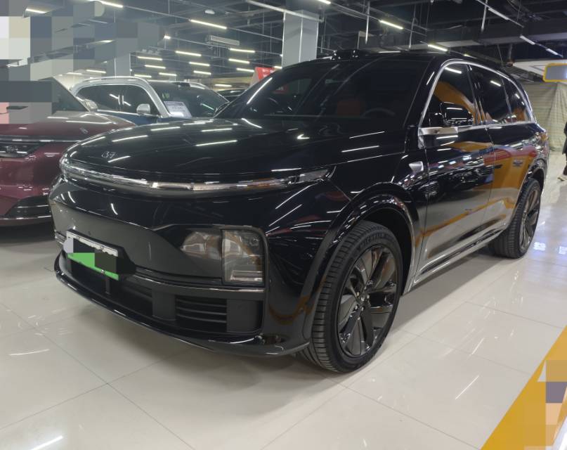 理想 2024 L7 Ultra Auto