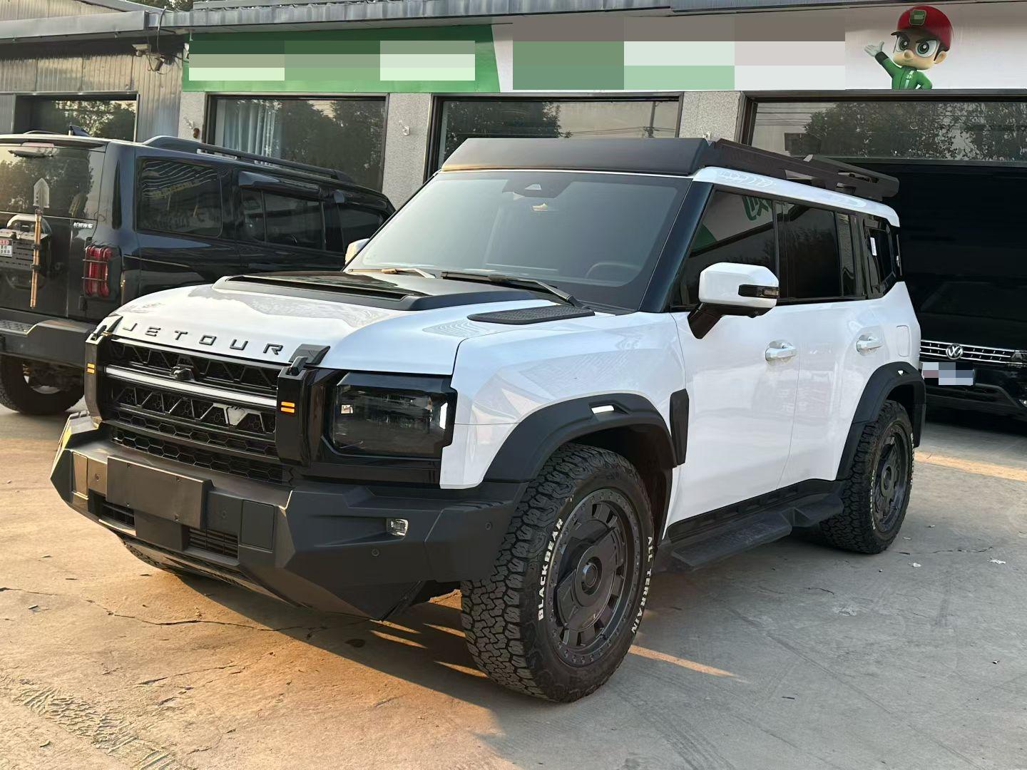 Jetour 2024 Traveler 2.0T 4WD Silver Auto