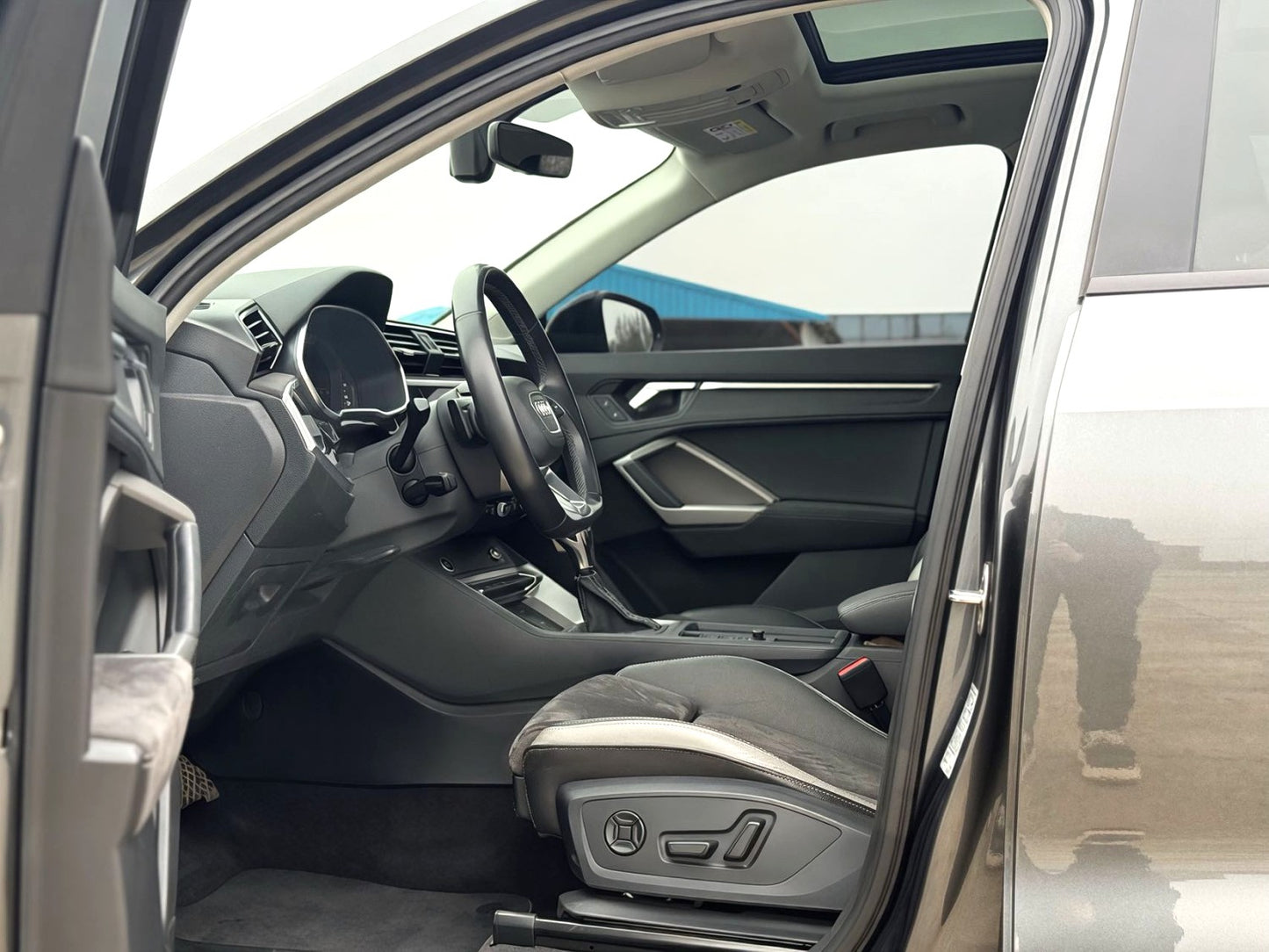 أودي 2022 Q3 1.4TFSI 35TFSI فاشن تايب أوتوماتيك (2928)