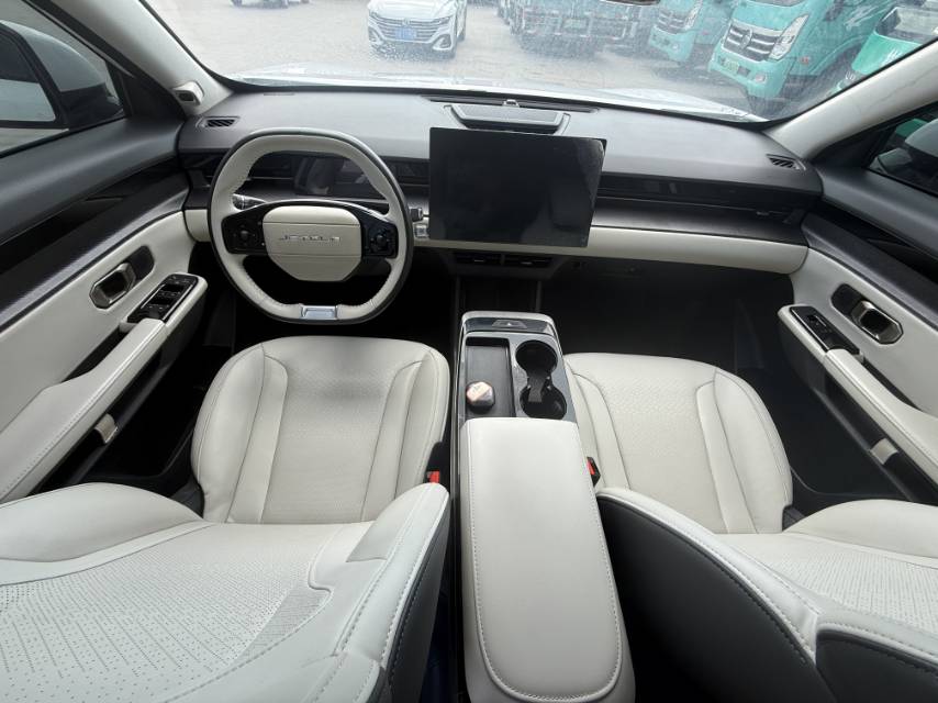جيتور داسينج 2022 1.6T MAX أوتو
