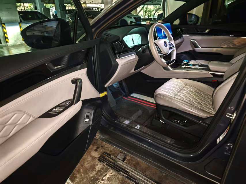 BYD تانج NEV 2024 تانج DM-i 1.5T إصدار المجد 112 كم نوع بريميوم أوتو (1898)