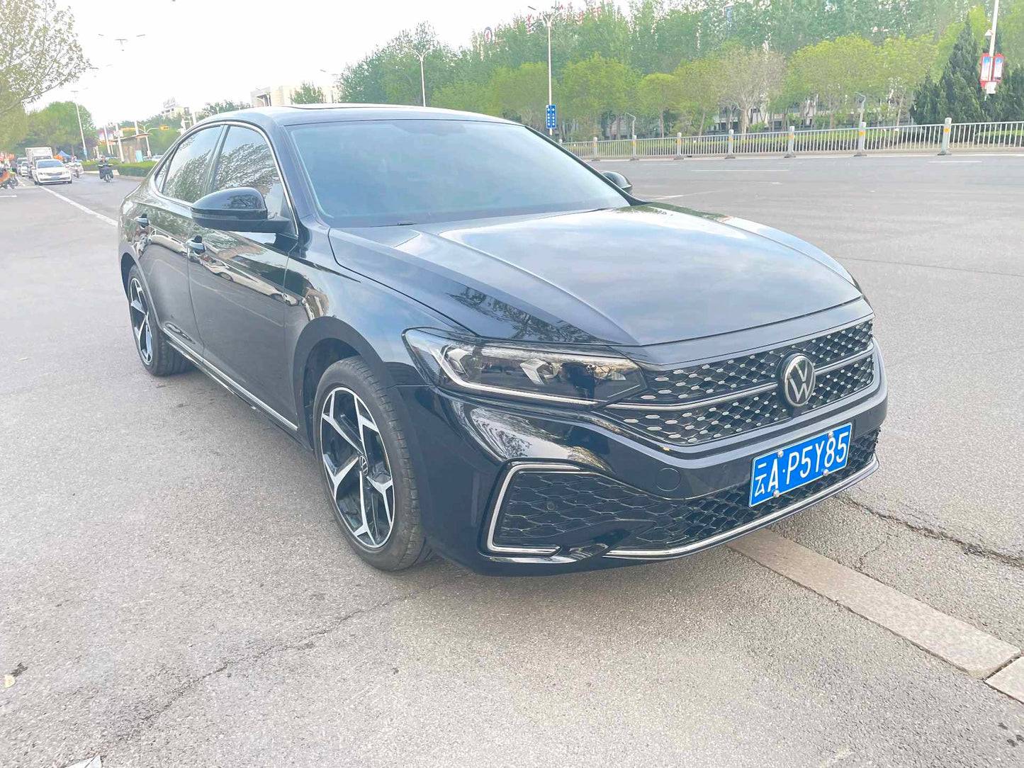 فولكس واجن 2024 2.0TSI 330TSI إصدار أوتوماتيكي