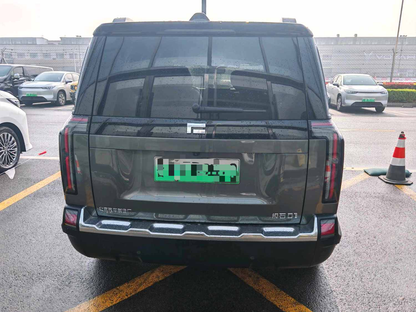 极石 2024 01 臻享版 6座标准款 汽车