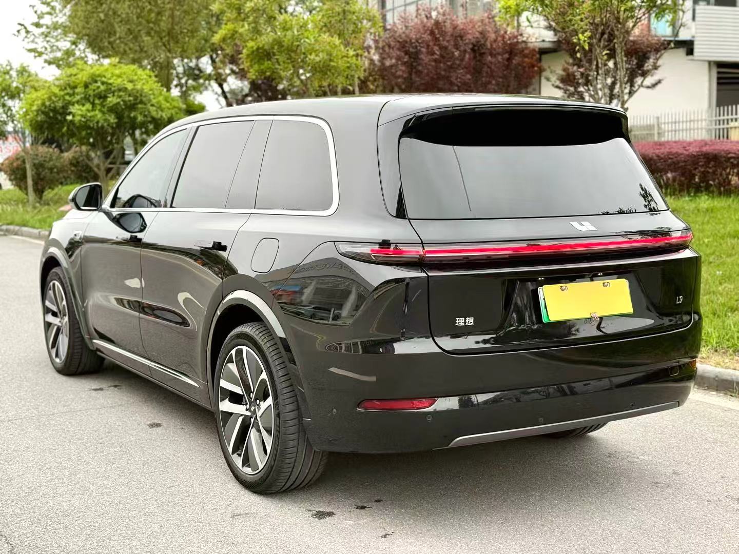 理想2024款L9 Ultra Auto （4598）