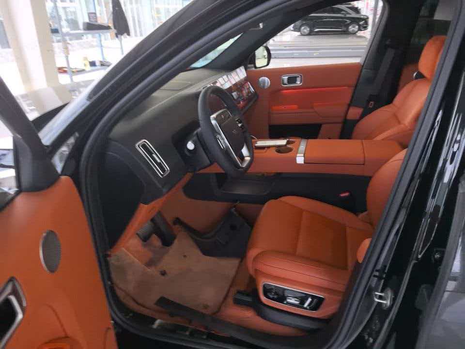 理想 2024 L7 Ultra Auto