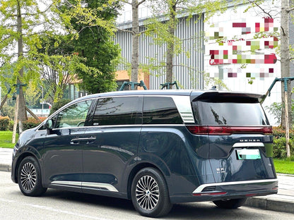 腾势 2022款 腾势D9 EV 600 四驱旗舰型 自动