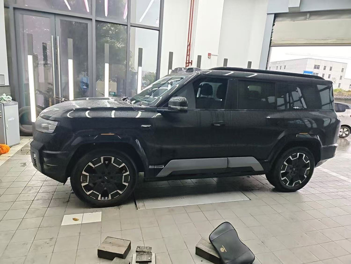 Fang Cheng Bao 2025 8 2.0T Flagship Edition 7 -Seat （3998）